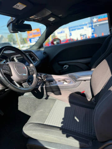 2023 Dodge Challenger SXT