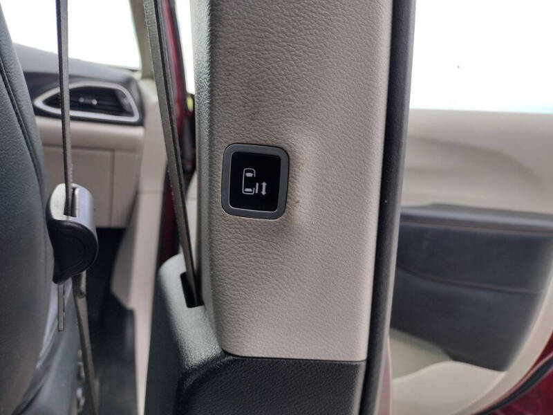 2018 Chrysler Pacifica Touring L Plus