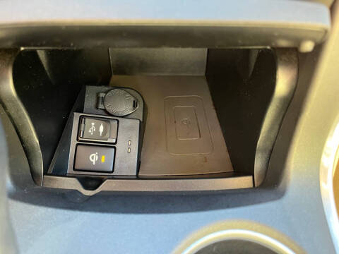 2015 Toyota Camry Hybrid