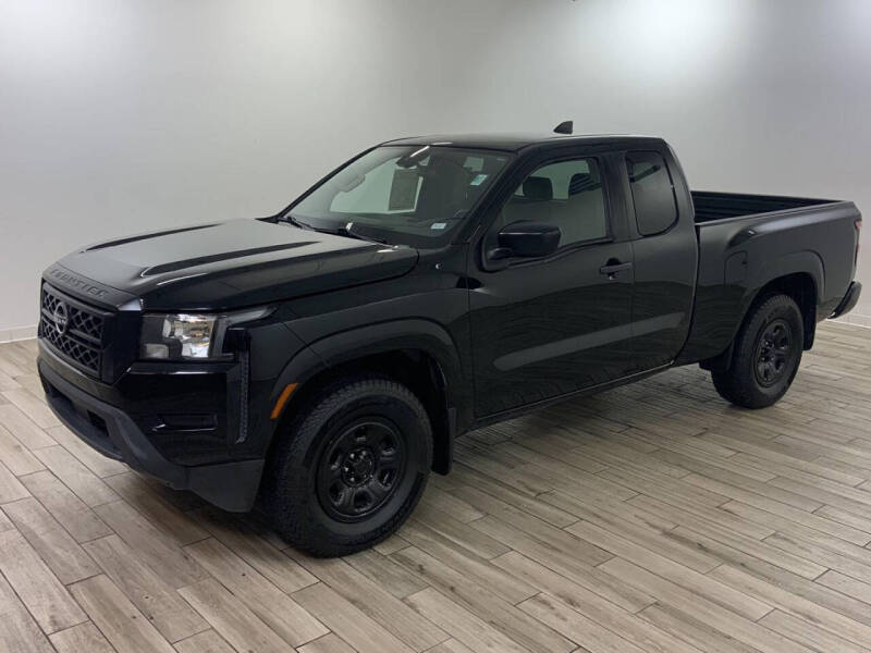 2022 Nissan Frontier S's photo