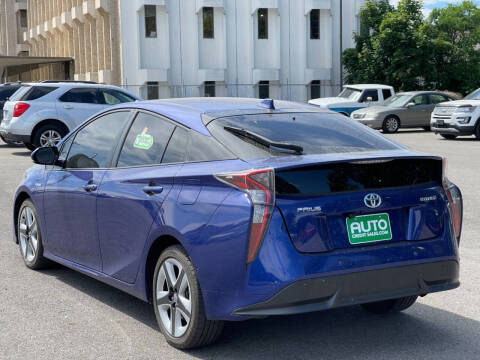 2017 Toyota Prius Four Touring