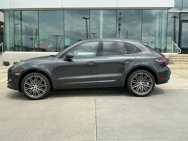 2025 Porsche Macan