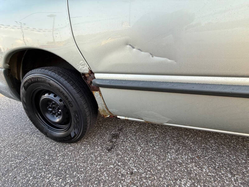 2000 Plymouth Voyager