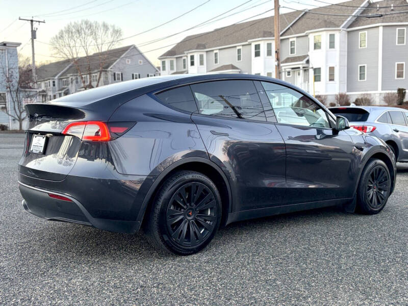 2024 Tesla Model Y Long Range