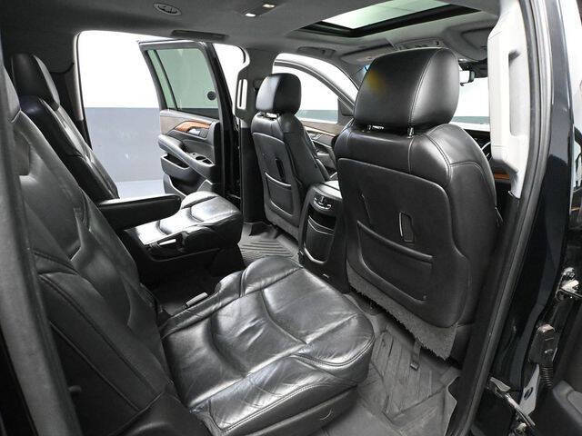 2017 Cadillac Escalade ESV Luxury