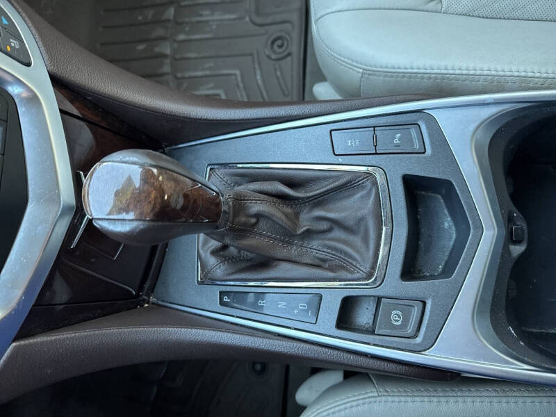 2011 Cadillac SRX Premium Collection