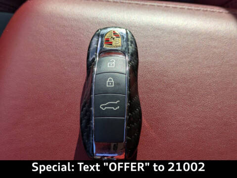 2022 Porsche Macan S