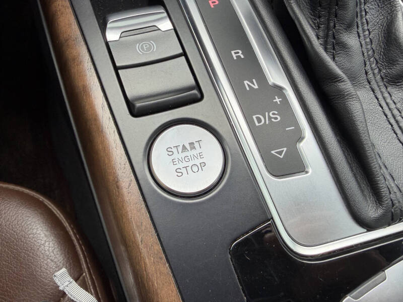 2015 Audi A4 2.0T quattro Premium Plus