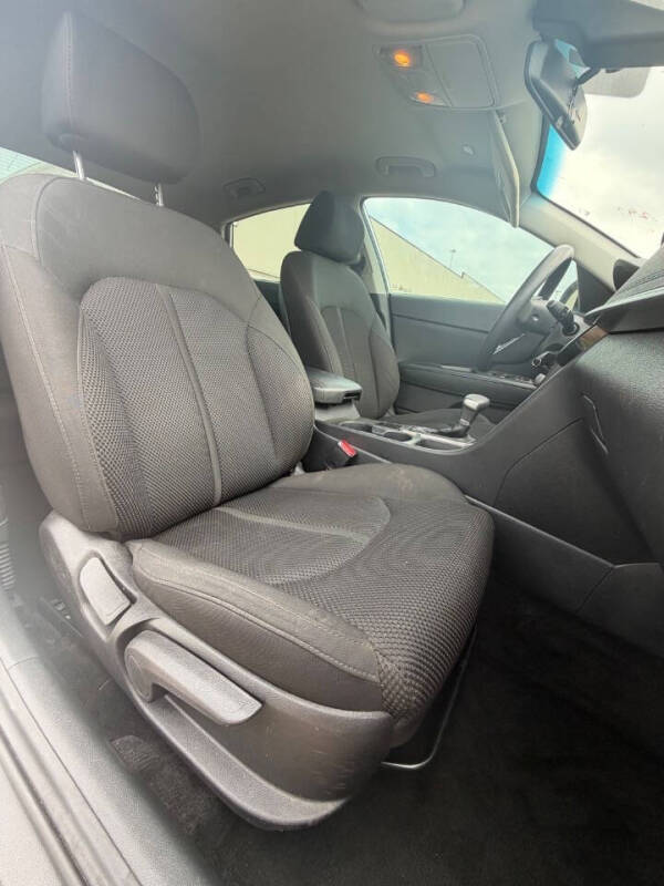2019 Kia Optima LX