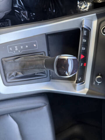 2023 Audi Q3 quattro S line Premium 45 TFSI