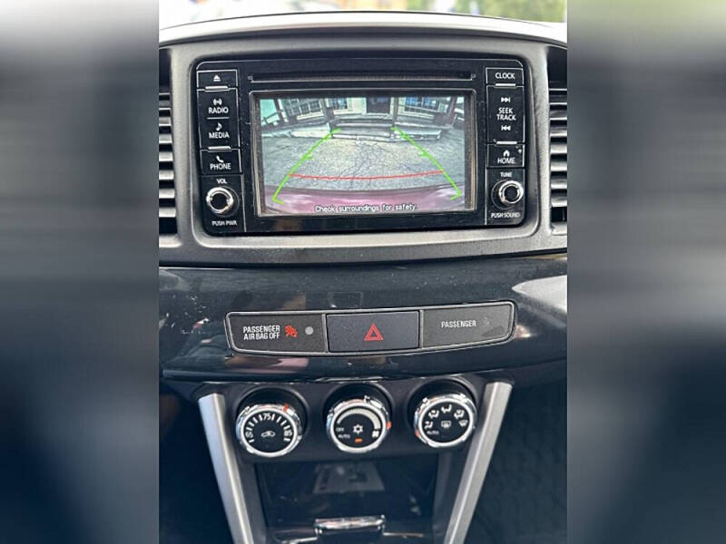 2017 Mitsubishi Lancer