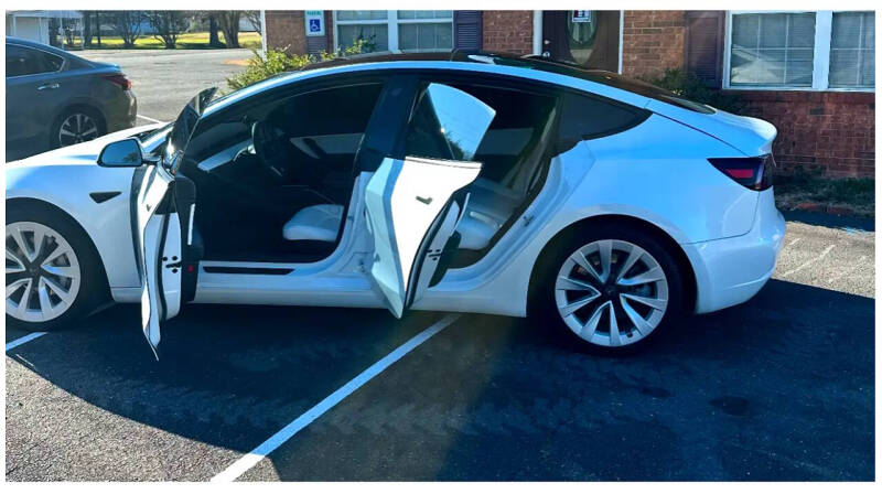 2021 Tesla Model 3 Standard Range Plus