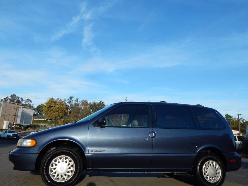 1997 Nissan Quest GXE's photo