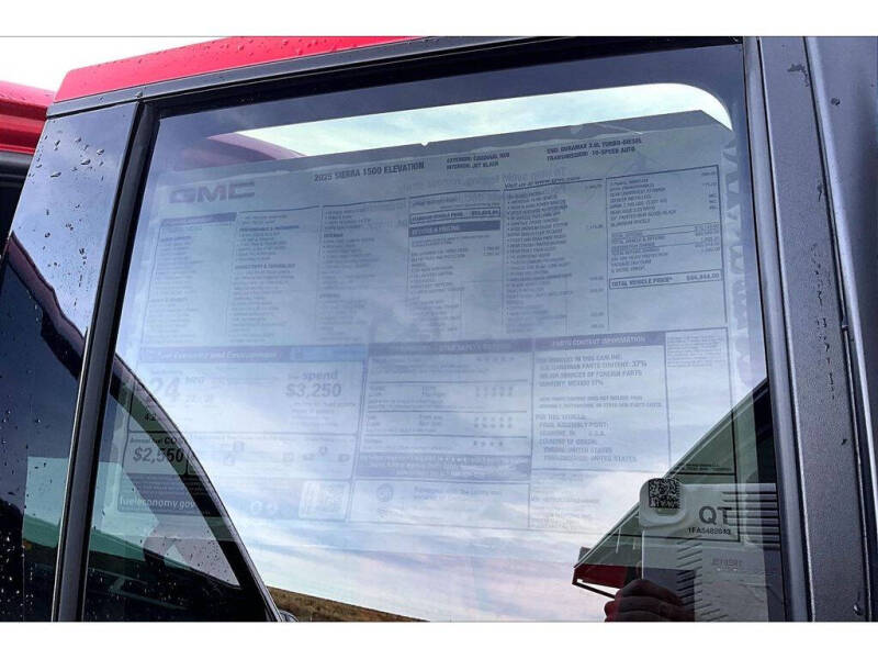 2025 GMC Sierra 1500 Elevation
