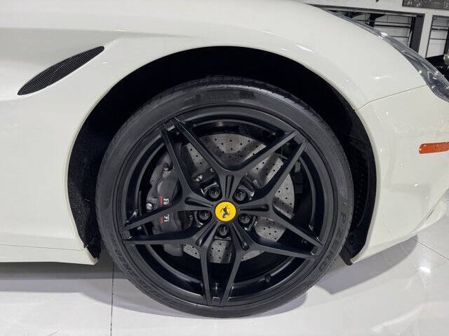 2015 Ferrari California T