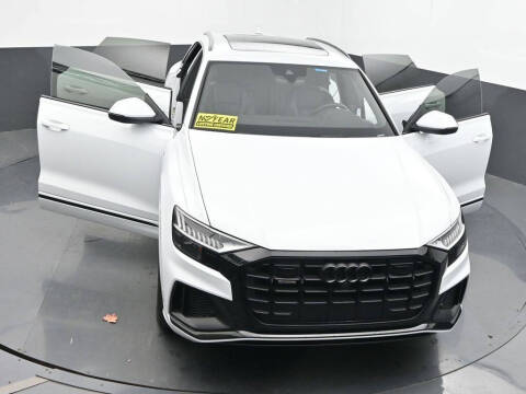 2022 Audi Q8 quattro Premium Plus 55 TFSI