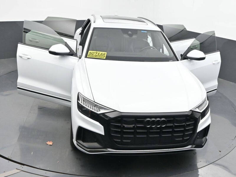 2022 Audi Q8 quattro Premium Plus 55 TFSI