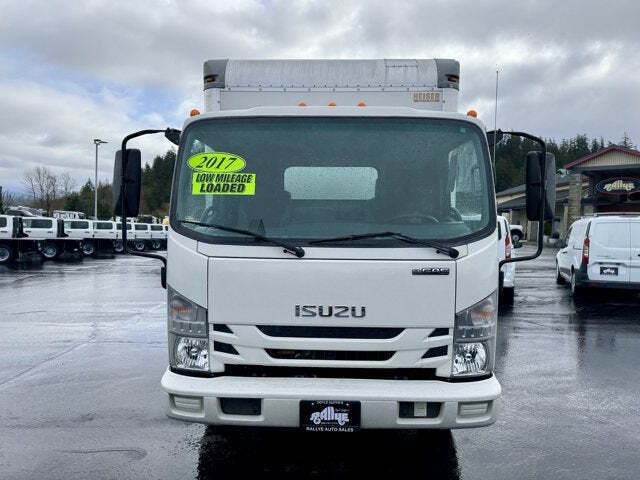 2017 Isuzu BOX VAN