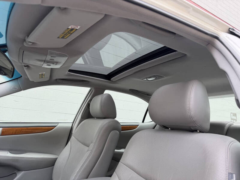2005 Lexus ES 330