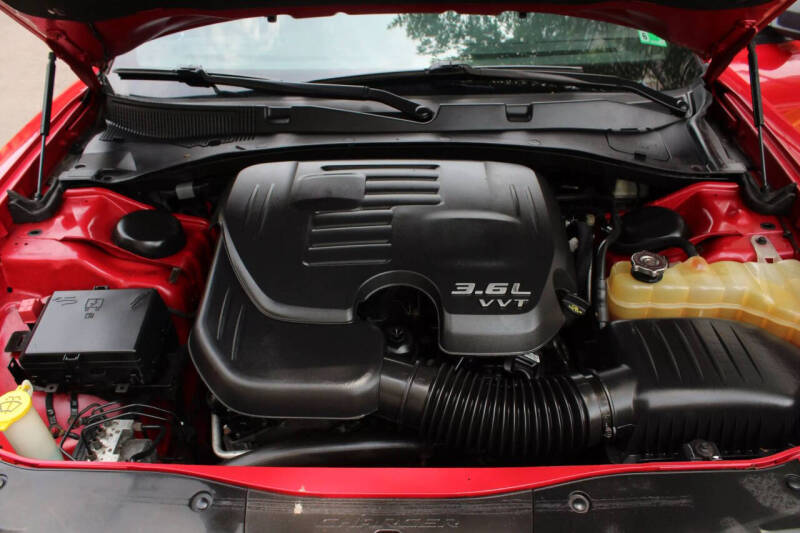 2016 Dodge Charger SE