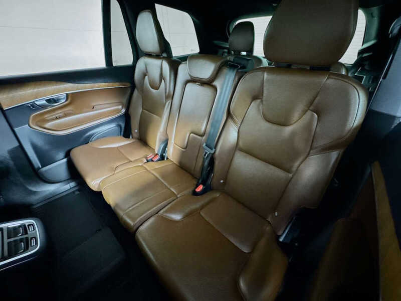 2023 Volvo XC90 B6 Plus Bright Theme 7P