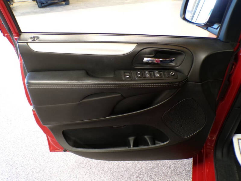 2015 Dodge Grand Caravan SE