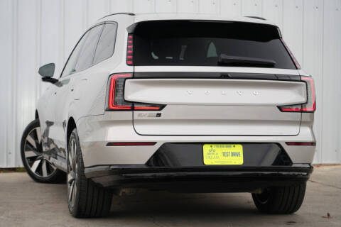 2025 Volvo EX90 Twin Plus 7P