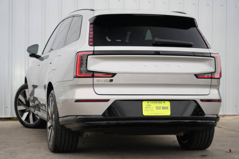 2025 Volvo EX90 Twin Plus 7P