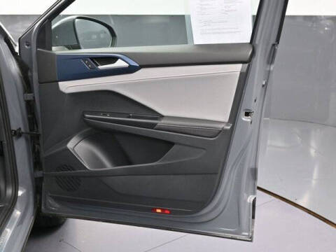 2024 Volkswagen Taos SE 4Motion