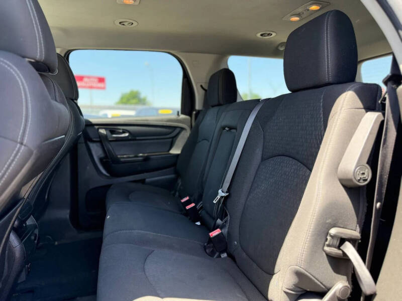 2016 GMC Acadia SLE-1