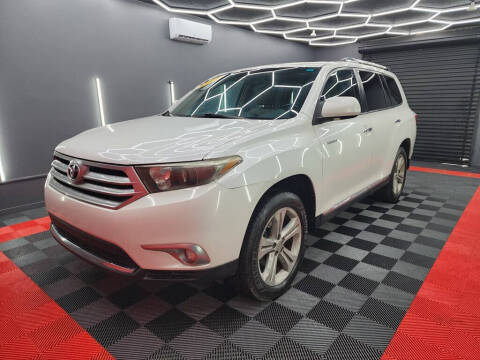 2011 Toyota Highlander for sale at 4 Friends Auto Sales LLC - Southeastern Location in Indianapolis IN