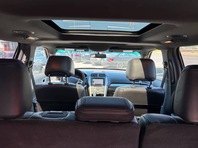 2012 Ford Explorer XLT