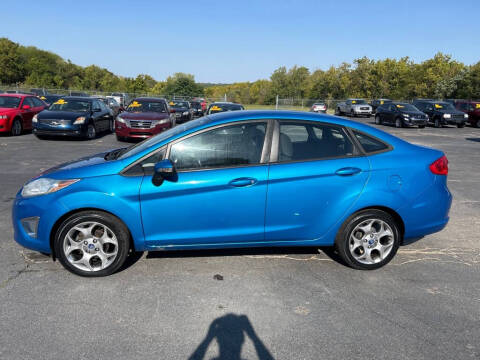 2012 Ford Fiesta for sale at CARS PLUS CREDIT in Independence MO