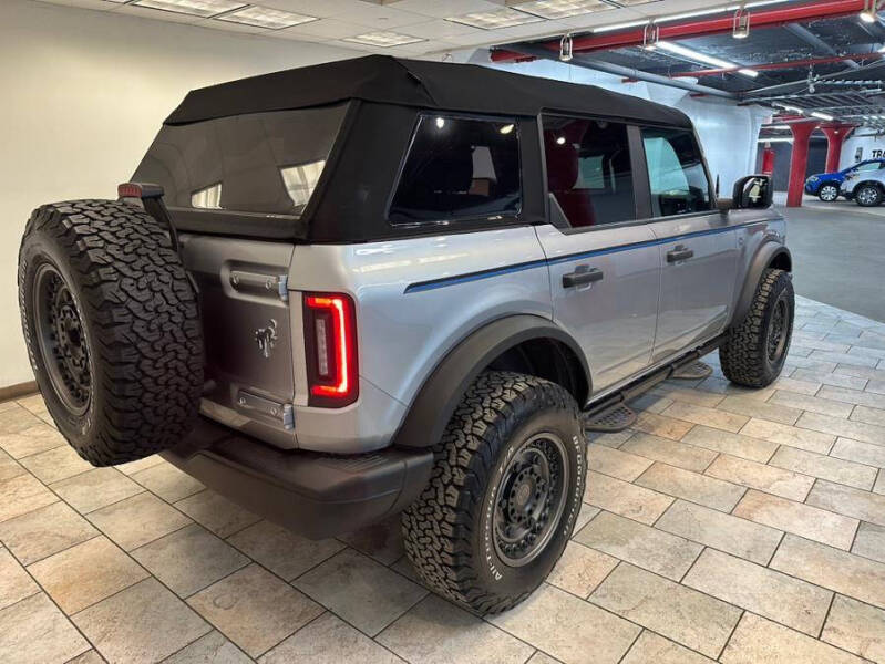 2022 Ford Bronco Black Diamond