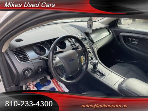 2010 Ford Taurus SEL