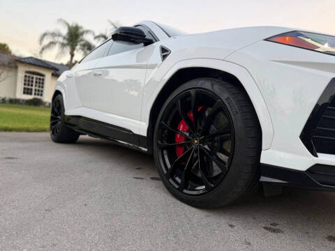 2022 Lamborghini Urus