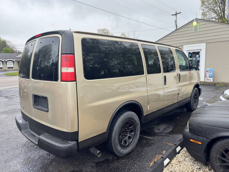 2011 Chevrolet Express LS 1500