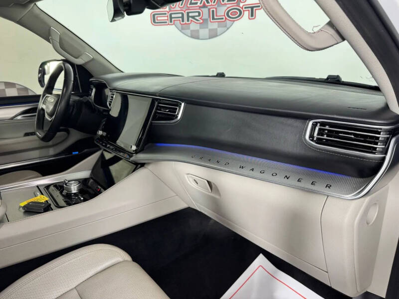 2023 Jeep Grand Wagoneer