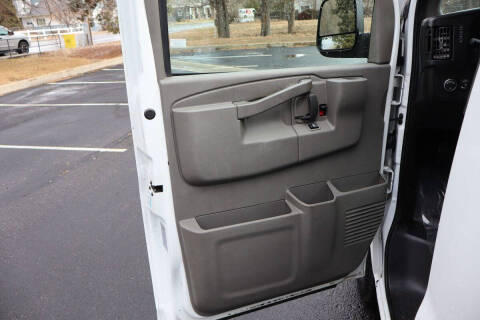 2021 Chevrolet Express 2500