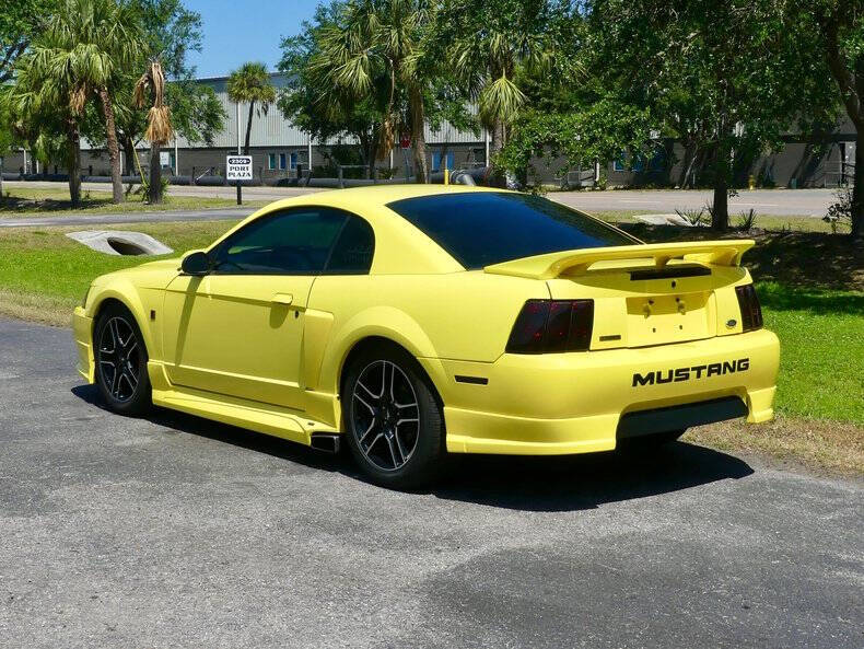 2001 Ford Mustang
