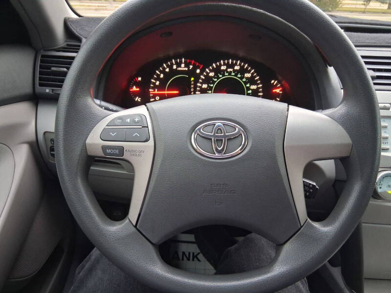 2009 Toyota Camry LE