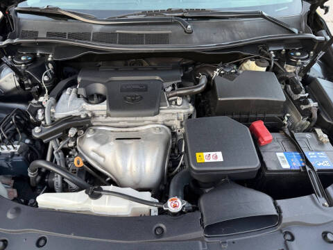 2017 Toyota Camry SE