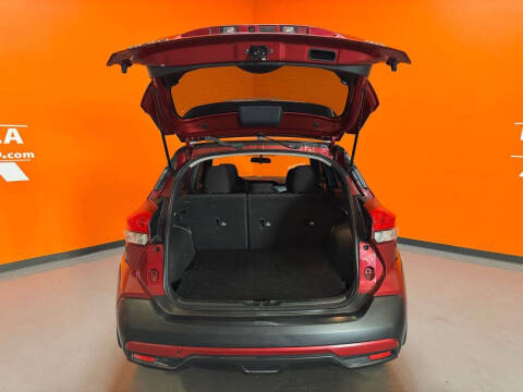 2018 Nissan Kicks SR