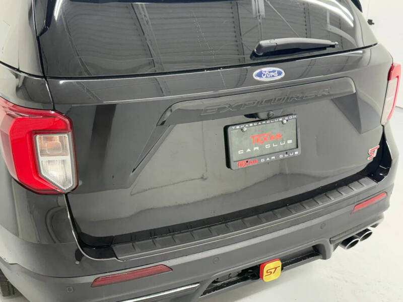 2022 Ford Explorer ST