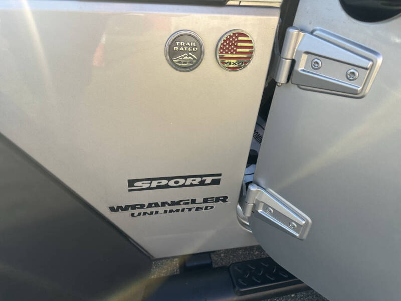 2011 Jeep Wrangler Unlimited Sport