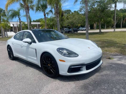 2017 Porsche Panamera 4S