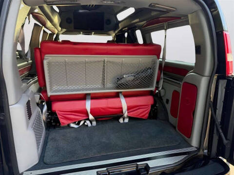 2018 GMC Savana 2500