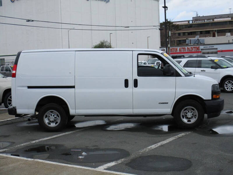 2018 Chevrolet Express 2500
