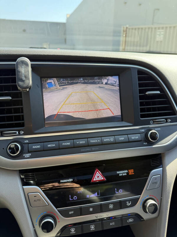 2018 Hyundai Elantra Limited