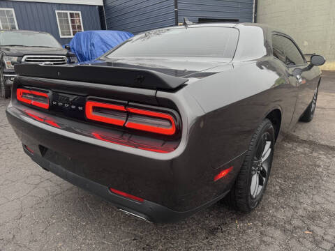 2019 Dodge Challenger SXT
